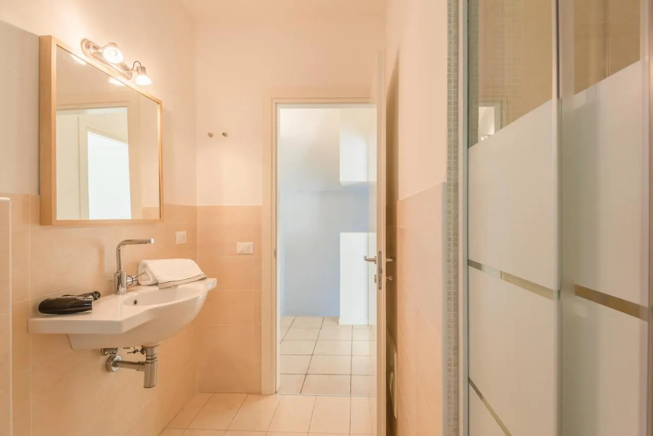 Elegant Residence Ea Bianca 2 Bedroom Sleeps 6 Extra Bed Available N0715N Cala Bitta 0*,  意大利